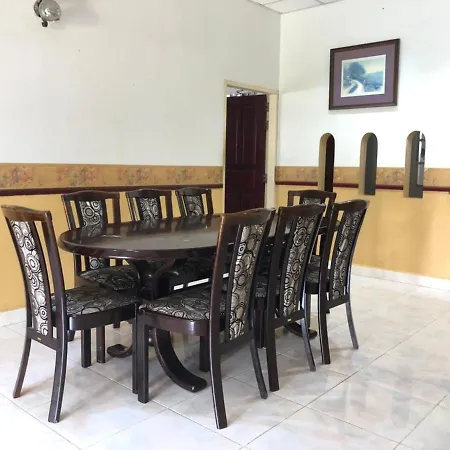Abgzul Homestay Kota Bharu Exterior photo