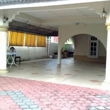 Abgzul Homestay Kota Bharu Exterior photo
